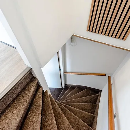 Albatros Aan Zee - Zandvoort